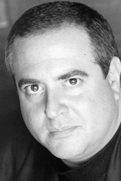 Nick Vallelonga interpreta Nick the Giant Bodyguard
