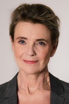 Stina Ekblad interpreta Ismael Retzinsky