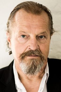 Paul Faßnacht interpreta Paul Rabe