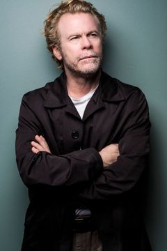 Steve Wilcox interpreta 1st Youth at Hot Dog Stand