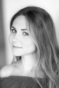 Jordy Benattar interpreta Young Lucinda Spiderwick