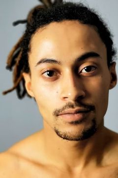 Jaih Betote interpreta Coricopat