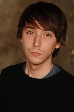 Brandon Belknap interpreta Dylan
