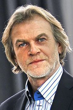 Milan Bahúl interpreta Klaus