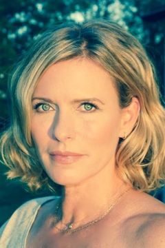 Noelle Evans interpreta Honey the Hooker