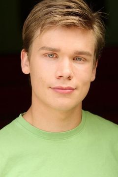 Sean Depner interpreta Buck Waters