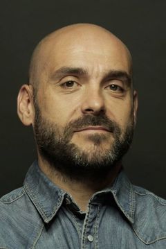 Federico Pérez Rey interpreta Conductor
