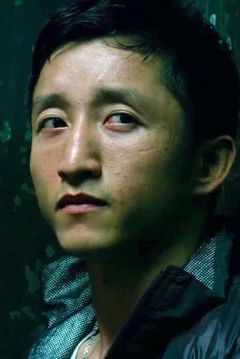 Zou Shiming interpreta Elevator Boxer