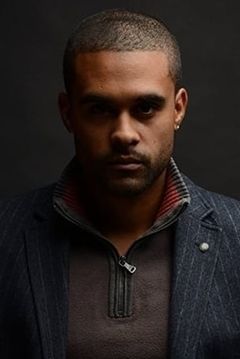 Nathan Witte interpreta Dr. Walker (voice)