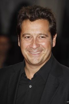 Laurent Gerra interpreta Gendarme
