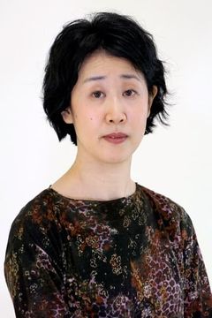 Satoko Abe interpreta Yuzuhara