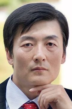 Song Kyung-eui interpreta Security checkpoint agent