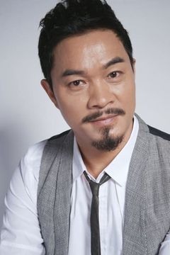 Lee Yiu-Ging interpreta Mr. Leong's thug