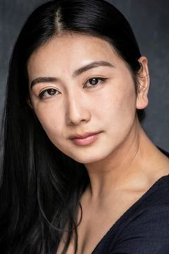 Lisa Zhang interpreta Devon