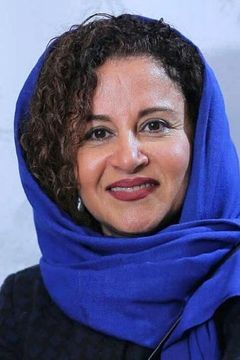 Fereshteh Sadr Orafaee interpreta Mme Radmehr