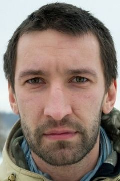 Ivan Isyanov interpreta Stoner