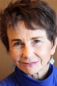 D. Rosh Wright interpreta Frank's Mother