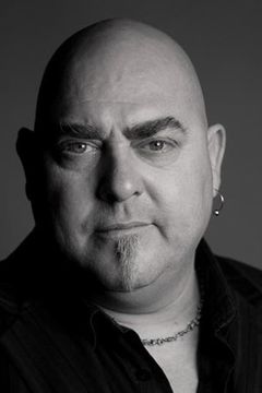 Fabio Rizzuto interpreta Sandrone