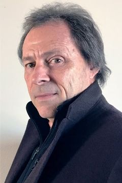 Henry O. Arnold interpreta Direttore