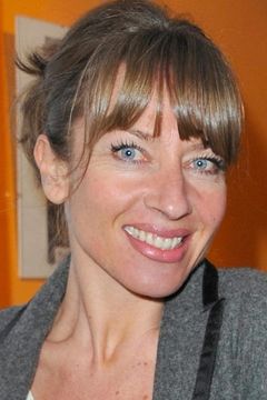 Carole Weiss interpreta Countess