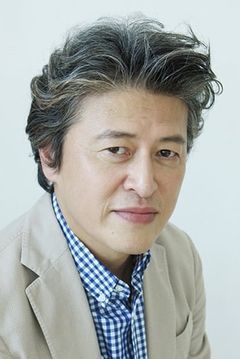 Kwon Hae-hyo interpreta Elder Kim