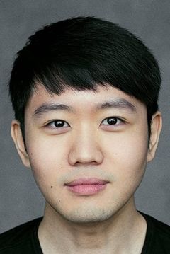 Chan Woo Lim interpreta Dr. Cho's Assistant