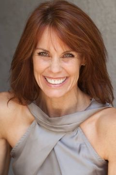 Alexandra Paul interpreta Amy Hastings