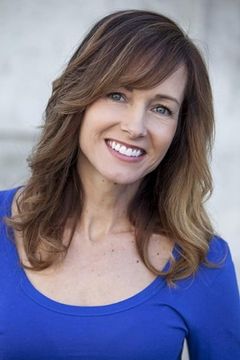 Sandra Elise Williams interpreta Aunt Jeanette