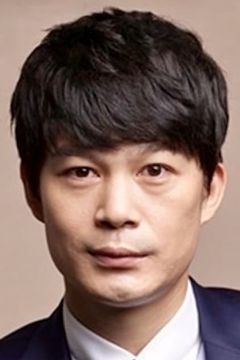 Han Chul-woo interpreta Chae Kang-sik