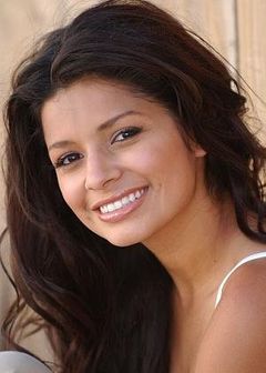 Kristina Guerrero interpreta News Anchor