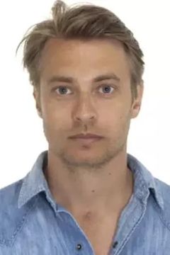 Magnus Lindgren interpreta Sten