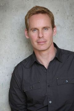 David Orth interpreta Pilot