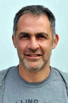Miguel Sapochnik interpreta Himself