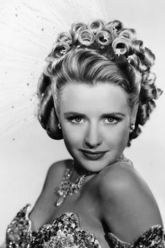 Priscilla Lane interpreta Pat Martin
