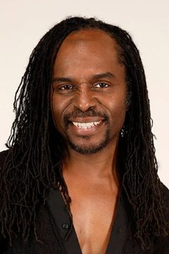 Victor Romero Evans interpreta Nesta