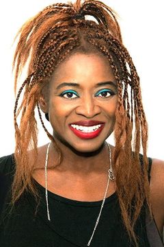 Carrie Cain-Sparks interpreta Whitney