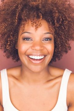 Chasten Harmon interpreta Marie