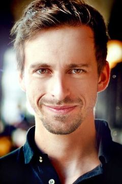 Benedikt Blašković interpreta Ray Kincaide