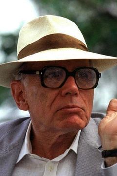 Luigi Comencini interpreta Himself (archive footage)