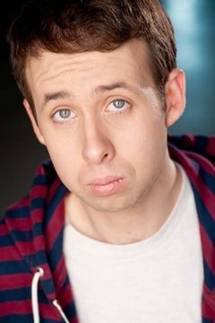 Steven Christopher Parker interpreta Wes