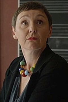 Christine Defay interpreta Responsable école