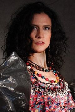 Susana Pous interpreta Lucía