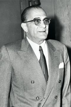 Vito Genovese interpreta Vito Genovese (archive footage)