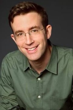 Matt Oberg interpreta Sports Announcer