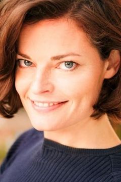 Kathryn Sumner interpreta Sadie