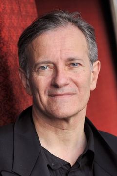 Francis Huster interpreta Juste Leblanc