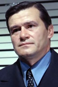 Jacques Léonard interpreta Garcia