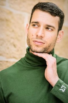 Anthony Moisset interpreta Hotel Porter