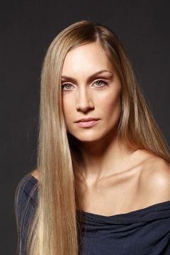Jelena Gavrilović interpreta Svetlana