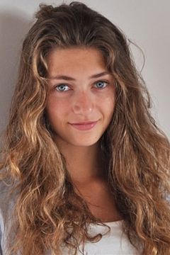 Luna Aglat interpreta Léopoldine